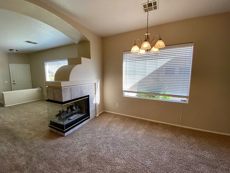 10975 Pumpkin Ridge Ave — Photo 9