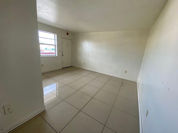 2nd image of 5165 W Flagler St #B