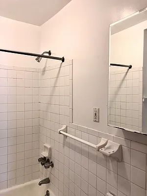 Rented by LJ Sloane Management | media 23