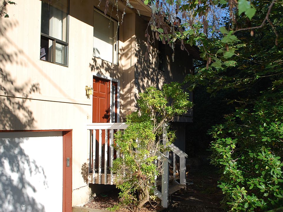 1st image of 6802 183rd Ave E