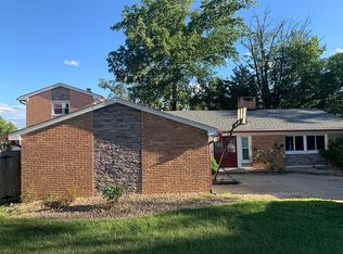 10489 Hadley Rd, Cincinnati, OH 45218