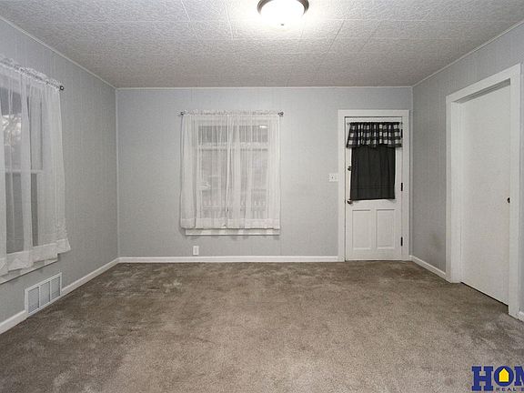 5th image of 6810 Platte Ave