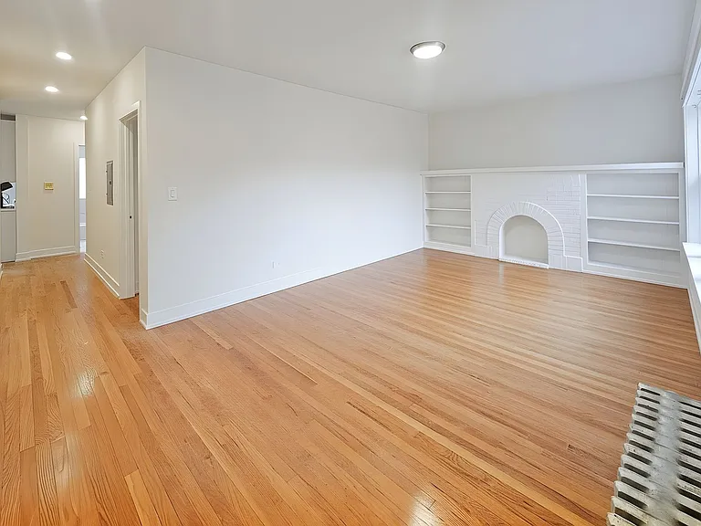 4505 N Kimball Ave #3 — Photo 3