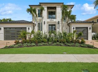 1254 Cordova Blvd NE, Saint Petersburg, FL 33704