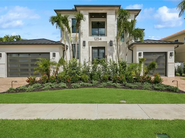 1254 Cordova Blvd NE, Saint Petersburg, FL 33704