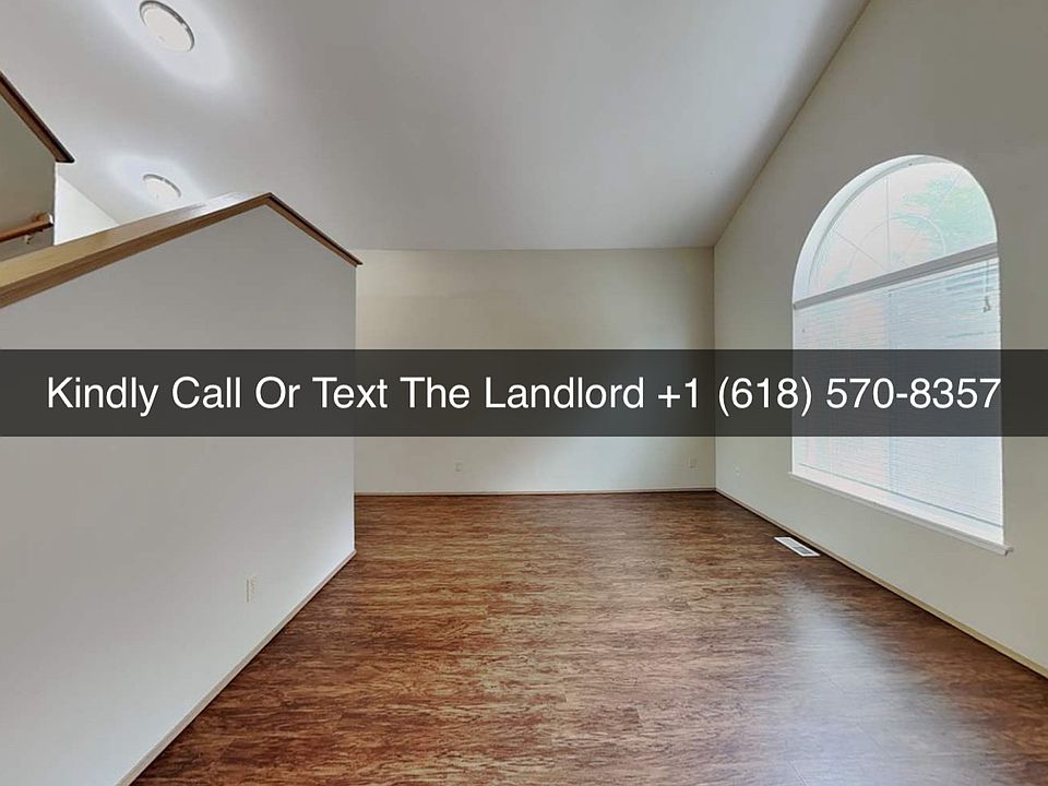1st image of 17420 27th Ave NE