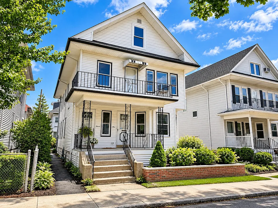9 Bradford Ave