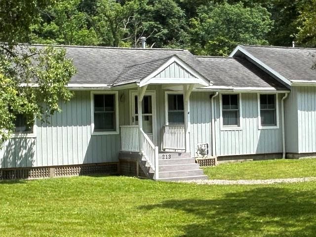 1st image of 213 Weeping Willow Ln