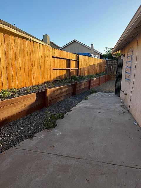 1st image of 1705 Ustick Rd #2