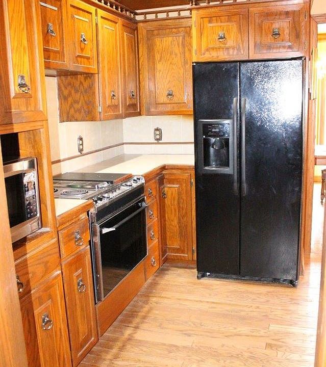 2nd image of 1316 11th St SW