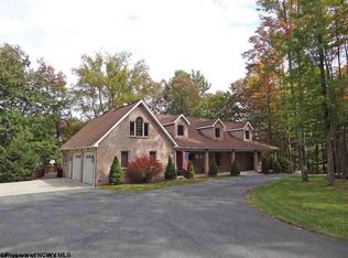 45 Silver Oak Ln, Belington, WV 26250