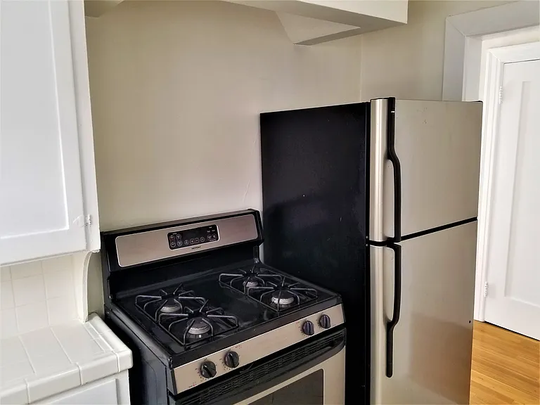 436 N Stanley Ave #LOWER — Photo 6