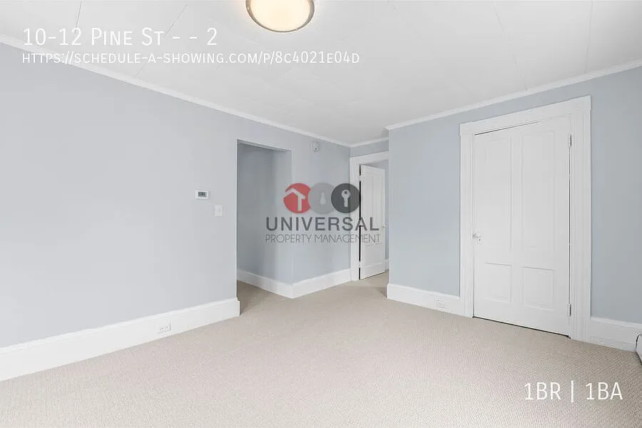 New Remodeled 2 Level 1 Bedroom And 1 Bath Apartment In Kittery's Foreside! Walk To Shipyard! Hea... — Photo 3