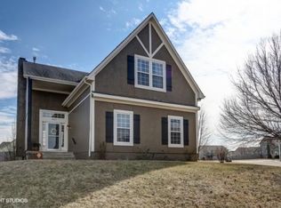 1001 Cottage Creek Dr, Gardner, KS 66030