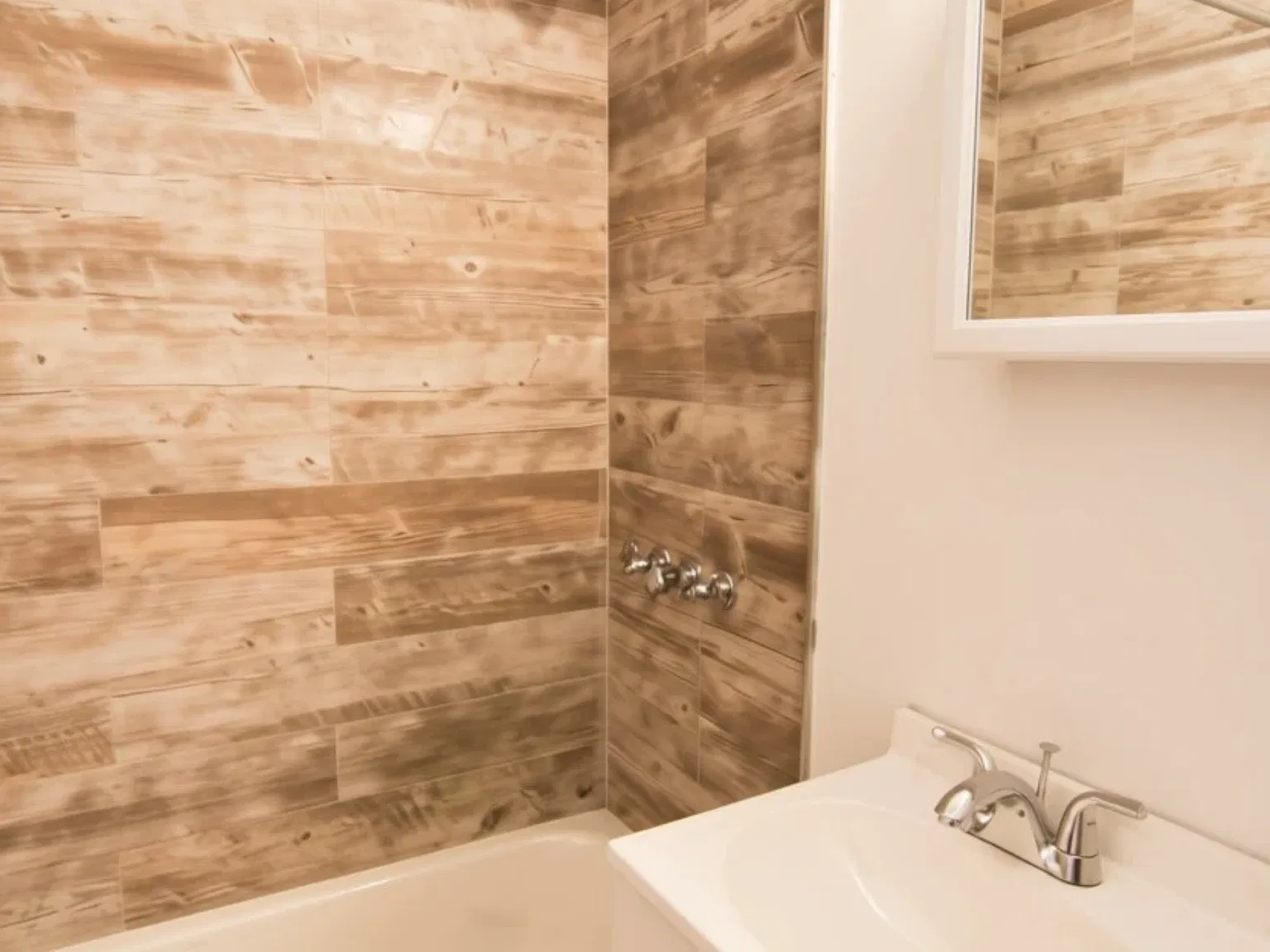 1444 Schnectady Avenue — Photo 4