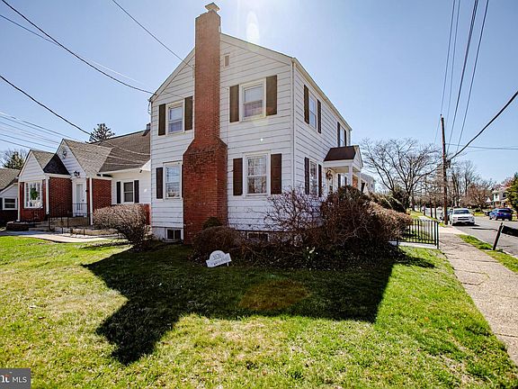 3rd image of 3101 Nottingham Way