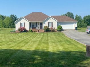 1657 Park City Glasgow Rd, Glasgow, KY 42141
