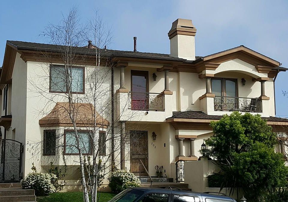 Front of Building. 208 is Back Unit