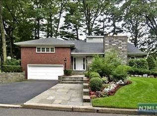 24 S Park Dr, Tenafly, NJ 07670