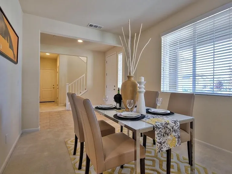 238 W Santa Clara Dr — Photo 3