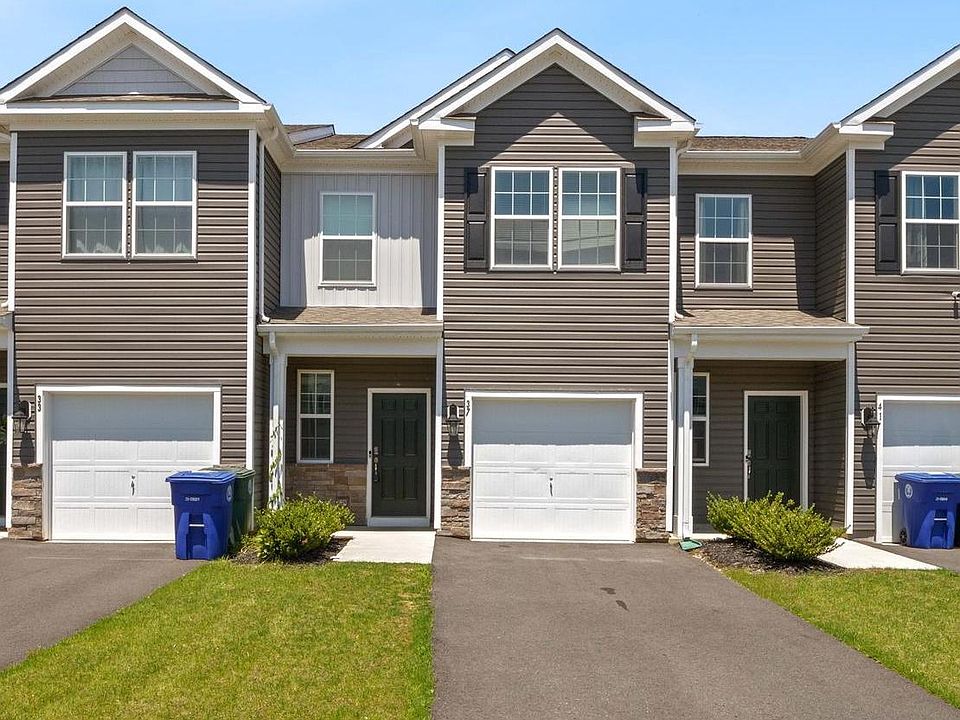 1st image of 37 Arlotta St #37
