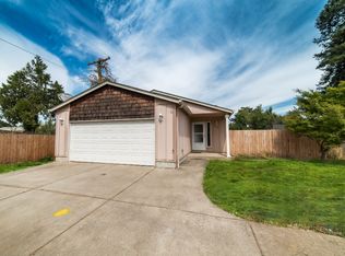 352 20th St, Springfield, OR 97477