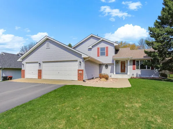 2445 Schaller Dr E, Maplewood, MN 55119