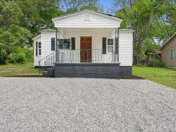 887 Kinsey St, Rossville, GA 30741