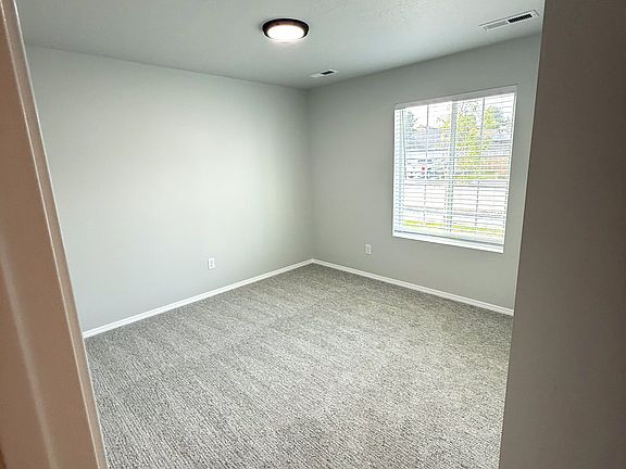3rd image of 1367 Silver Valley