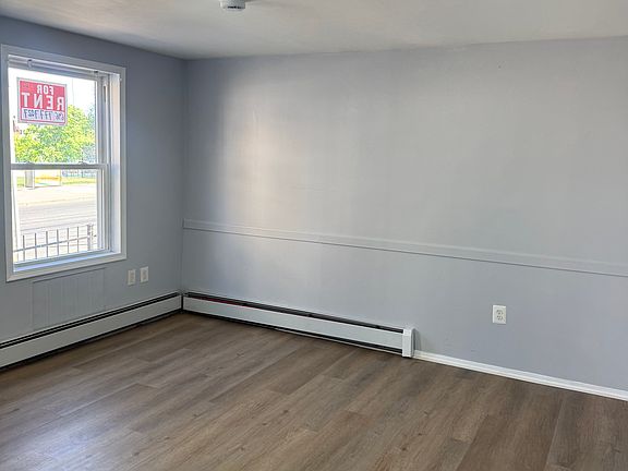 2nd image of 102 Bergen Ave #1