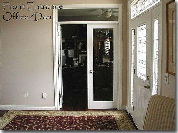 Entrance/Office