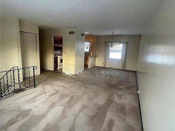 3rd image of 245 Harold Ln