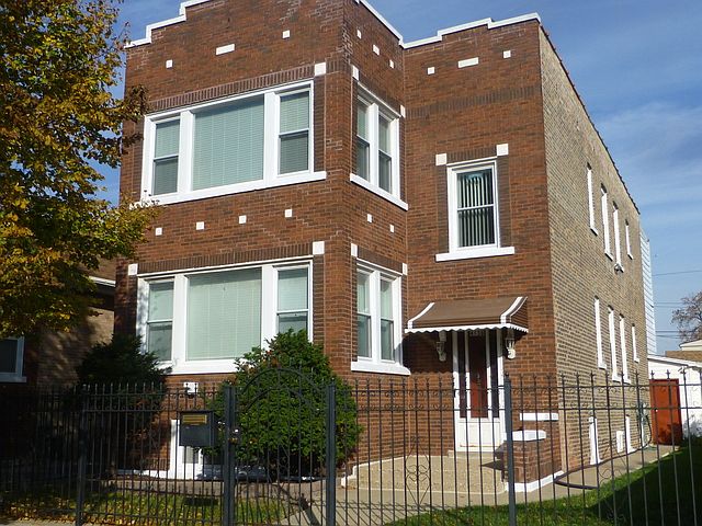 1st image of 4638 W Schubert Ave