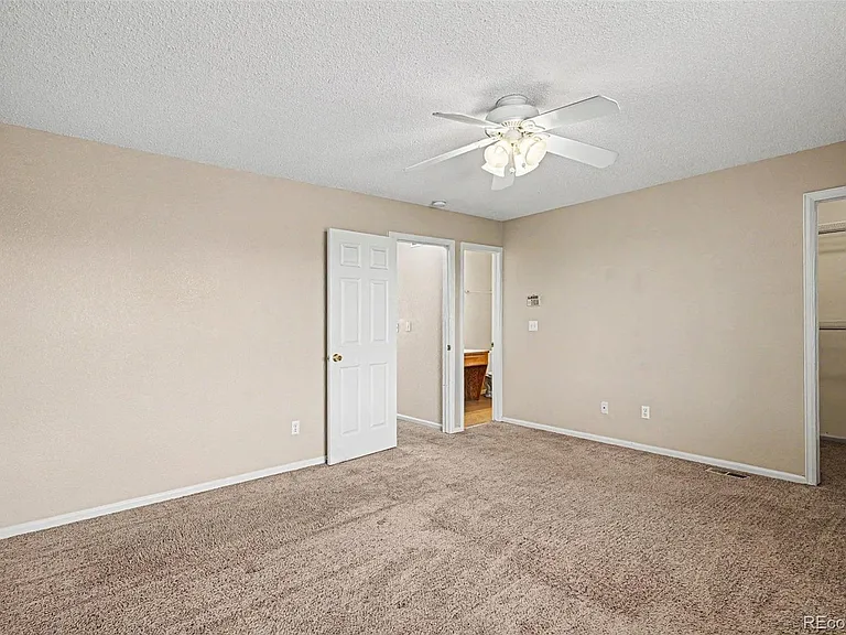 10411 Hyacinth St — Photo 17