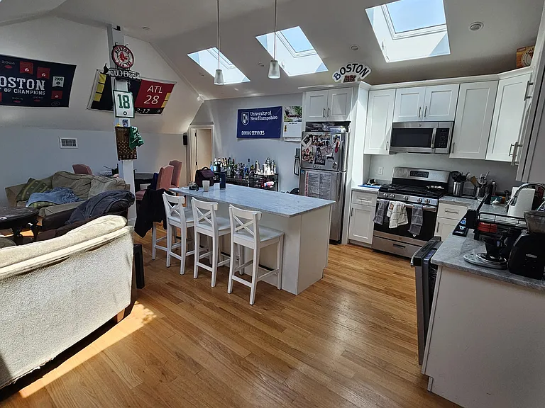 18 Murdock St #9 — Photo 1