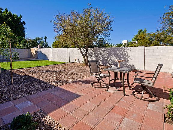 5th image of 1228 E Verlea Dr