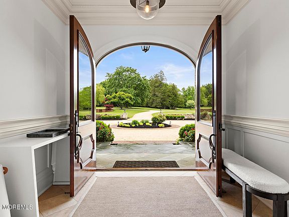 5th image of 88 Montrose Road
