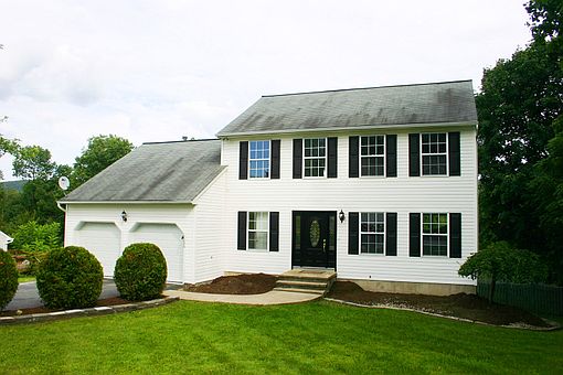 2nd image of 120 Hillside Dr