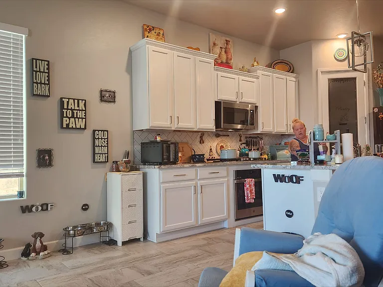Kaleidoscope Rd — Photo 3