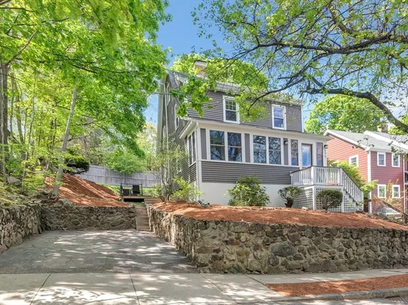 177 Mount Vernon St, Arlington, MA 02476