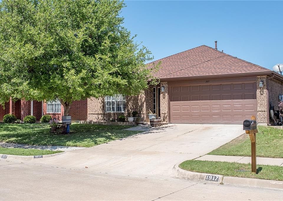 1st image of 1917 Marble Falls Ln
