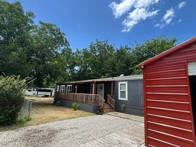 5361 County Road 930 — Photo 37