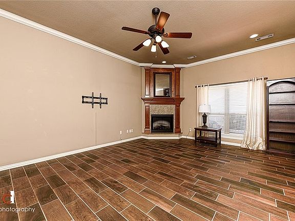 3rd image of 3007 N 18th St