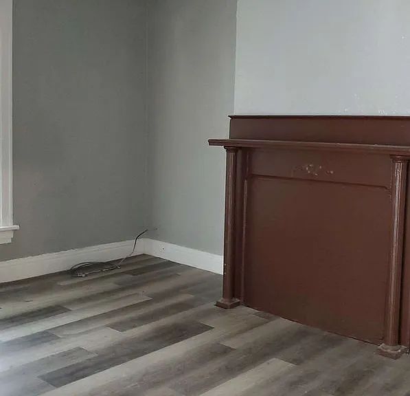 812 Huffman Ave — Photo 2