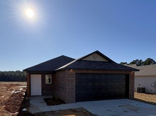 7057 Potomac Trl, Bauxite, AR 72011