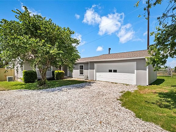 2nd image of 3279 Wildcat Creek Blvd