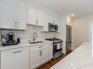 46 Chestnut St FLOOR 2, Wakefield, MA 01880