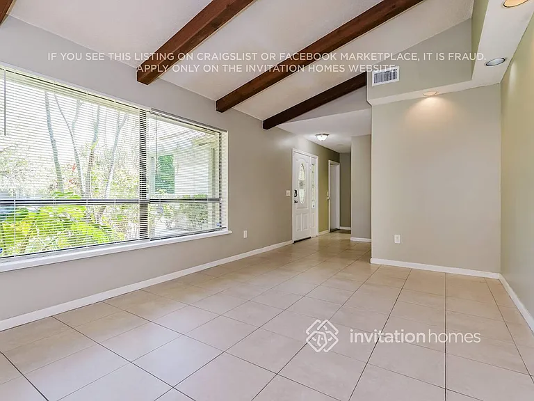 1901 Shower Tree Way — Photo 4