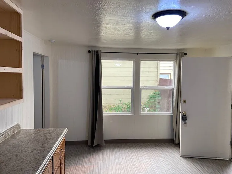 4041 & 4043 Williams St #1-9 — Photo 15