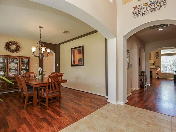5th image of 8019 Hidden Terrace Dr